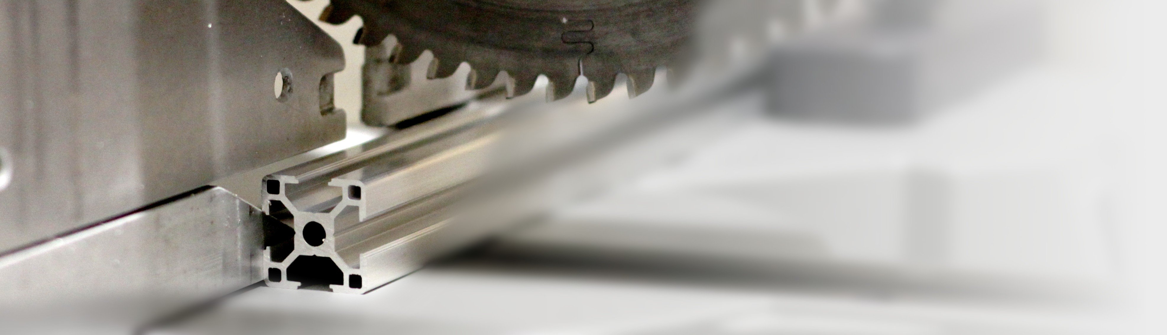 Rail Aluminium 20x40 Mm – Profilé I-Type Slot 5 – Anodisé Argent – Léger – Longueur 1000 Mm